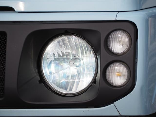 ジムニー ランドベンチャー　リフトアップ　１６ＡＷ　ＴＯＹＯＭ／Ｔタイヤ　社外マフラー／グリル／ステアリング　スキッドバンパー　シートカバー　ＲＡＹＢＲＩＧライト　ＬＥＤライト　ＣＤ　ドラレコ（8枚目）