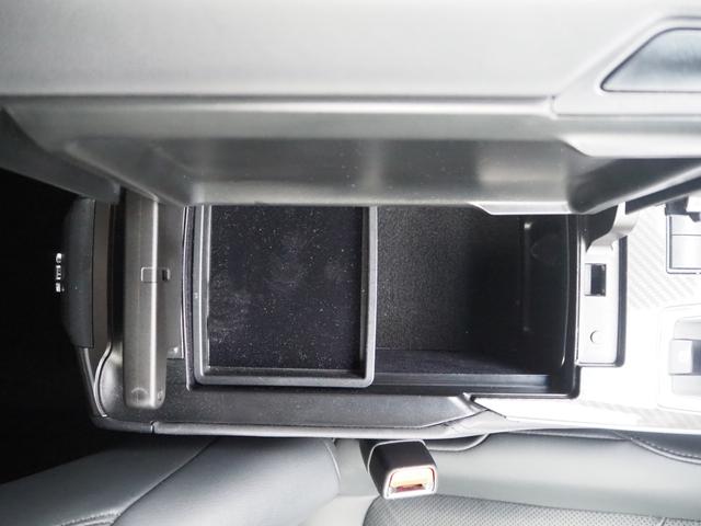 クラウンハイブリッド RSアドバンス 18AW エアロ 黒革シート ナビ 地デジ DVD/CD/BT/iPod ETC F/Bカメラ アラウンドビューモニター 前後ドラレコ デジタルインナーミラー シートエアコン 三眼LEDライト(40枚目)