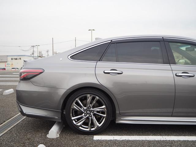 クラウンハイブリッド RSアドバンス 18AW エアロ 黒革シート ナビ 地デジ DVD/CD/BT/iPod ETC F/Bカメラ アラウンドビューモニター 前後ドラレコ デジタルインナーミラー シートエアコン 三眼LEDライト(62枚目)