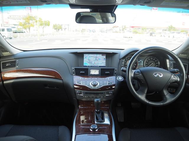 フーガハイブリッド ベースグレード　１８ＡＷ　レグノタイヤ　ＨＤＤナビ　地デジ　ＤＶＤ／ＣＤ／ＢＴ　ドラレコ　ＥＴＣ　Ｆ／Ｓ／Ｂカメラ　アラウンドビューモニター　ハーフレザーシート　スマートキー　オットマン　ＬＥＤライト（22枚目）