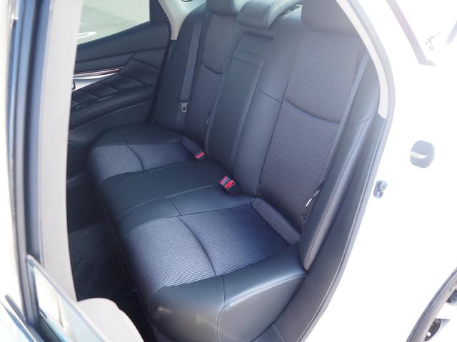 フーガハイブリッド ベースグレード　１８ＡＷ　レグノタイヤ　ＨＤＤナビ　地デジ　ＤＶＤ／ＣＤ／ＢＴ　ドラレコ　ＥＴＣ　Ｆ／Ｓ／Ｂカメラ　アラウンドビューモニター　ハーフレザーシート　スマートキー　オットマン　ＬＥＤライト（46枚目）