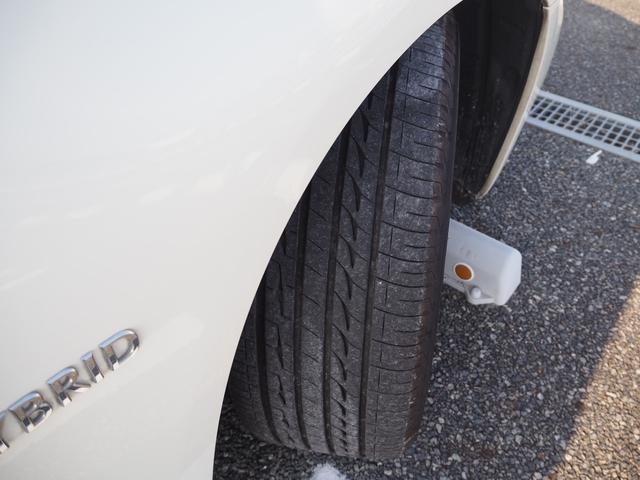 フーガハイブリッド ベースグレード　１８ＡＷ　レグノタイヤ　ＨＤＤナビ　地デジ　ＤＶＤ／ＣＤ／ＢＴ　ドラレコ　ＥＴＣ　Ｆ／Ｓ／Ｂカメラ　アラウンドビューモニター　ハーフレザーシート　スマートキー　オットマン　ＬＥＤライト（77枚目）