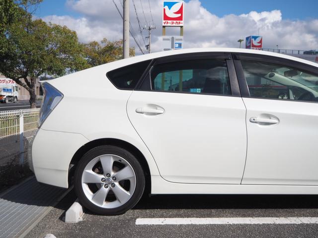 プリウス Ｓツーリングセレクション　１７ＡＷ　ナビ　地デジ　ＤＶＤ／ＣＤ／Ｂｌｕｅｔｏｏｔｈ　バックカメラ　ＥＴＣ　ドラレコ　ＬＥＤライト　スマートキー（60枚目）