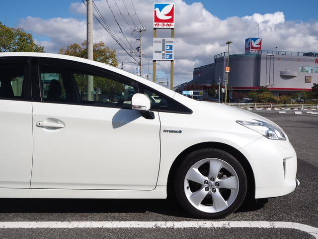 プリウス Ｓツーリングセレクション　１７ＡＷ　ナビ　地デジ　ＤＶＤ／ＣＤ／Ｂｌｕｅｔｏｏｔｈ　バックカメラ　ＥＴＣ　ドラレコ　ＬＥＤライト　スマートキー（61枚目）