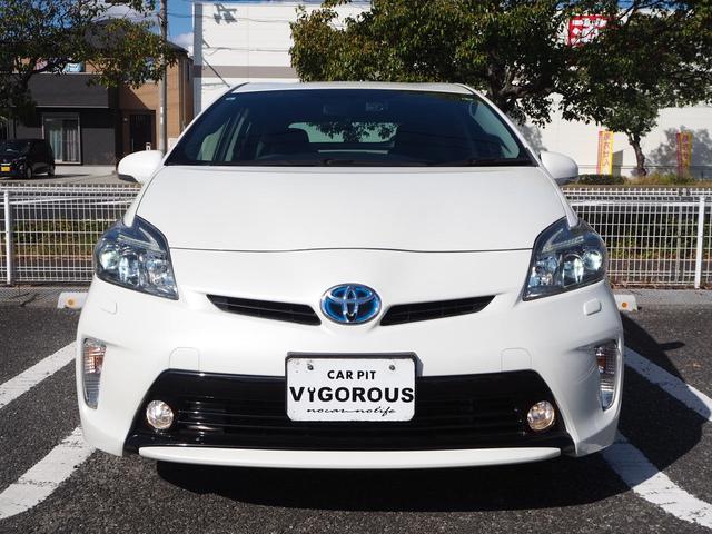 プリウス Ｓツーリングセレクション　１７ＡＷ　ナビ　地デジ　ＤＶＤ／ＣＤ／Ｂｌｕｅｔｏｏｔｈ　バックカメラ　ＥＴＣ　ドラレコ　ＬＥＤライト　スマートキー（66枚目）