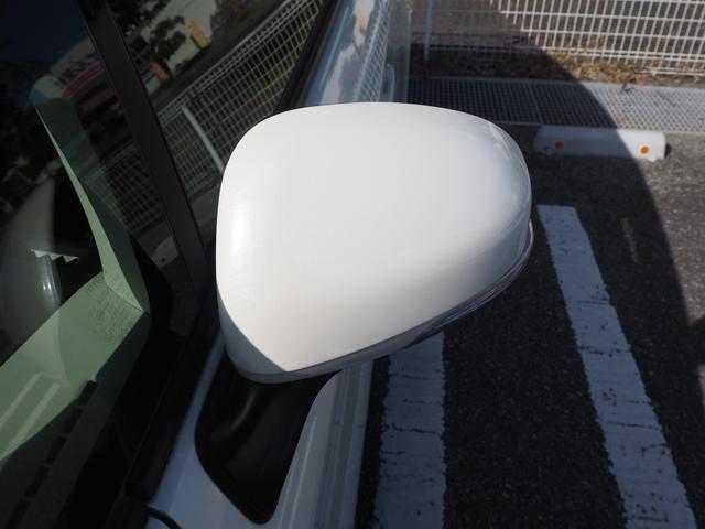 プリウス Ｓツーリングセレクション　１７ＡＷ　ナビ　地デジ　ＤＶＤ／ＣＤ／Ｂｌｕｅｔｏｏｔｈ　バックカメラ　ＥＴＣ　ドラレコ　ＬＥＤライト　スマートキー（69枚目）