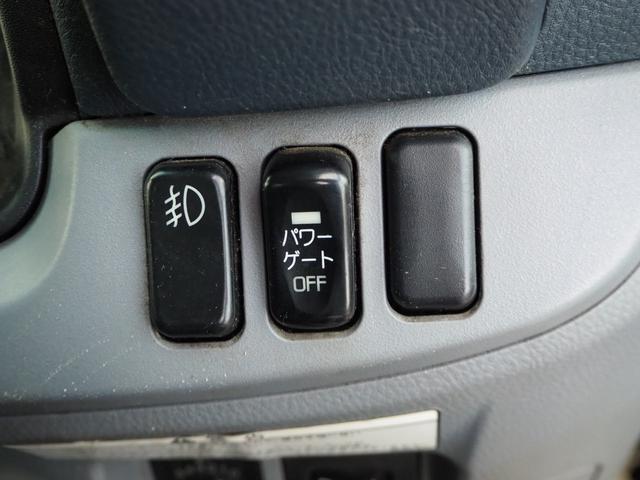 キャンター 平ボディ　パワーゲート付き　極東パワーゲート　昇降荷重６００ｋｇ（９４ｃｍ×１５８ｃｍ）　最積１５００ｋｇ　荷台内寸１６０ｃｍ×３０８ｃｍ×３８ｃｍ　後輪Ｗタイヤ　メッキパーツ　アオリ縞板　ナビ　地デジ　ＤＶＤ／ＣＤ／ＢＴ（37枚目）