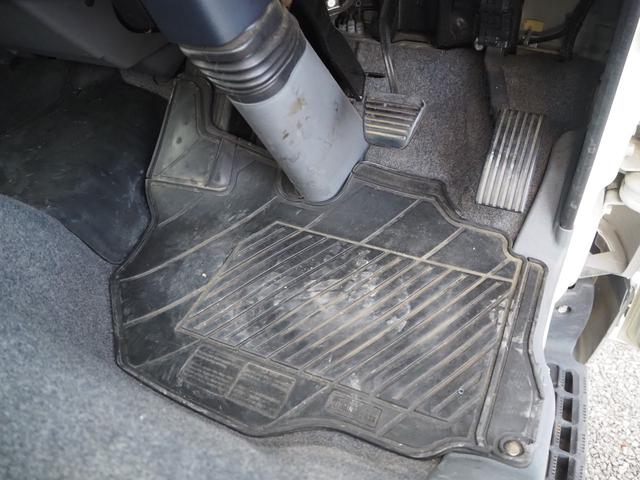 キャンター 平ボディ　パワーゲート付き　極東パワーゲート　昇降荷重６００ｋｇ（９４ｃｍ×１５８ｃｍ）　最積１５００ｋｇ　荷台内寸１６０ｃｍ×３０８ｃｍ×３８ｃｍ　後輪Ｗタイヤ　メッキパーツ　アオリ縞板　ナビ　地デジ　ＤＶＤ／ＣＤ／ＢＴ（48枚目）