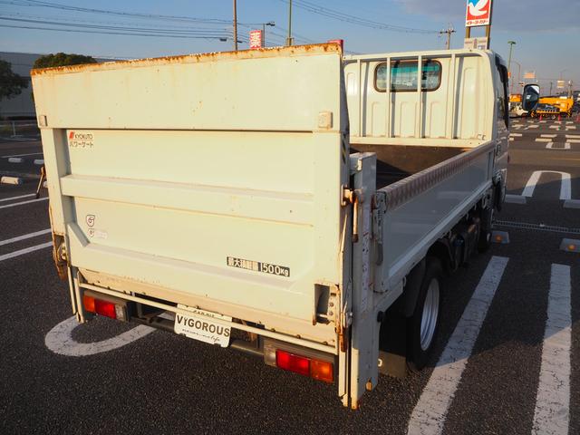 キャンター 平ボディ　パワーゲート付き　極東パワーゲート　昇降荷重６００ｋｇ（９４ｃｍ×１５８ｃｍ）　最積１５００ｋｇ　荷台内寸１６０ｃｍ×３０８ｃｍ×３８ｃｍ　後輪Ｗタイヤ　メッキパーツ　アオリ縞板　ナビ　地デジ　ＤＶＤ／ＣＤ／ＢＴ（63枚目）