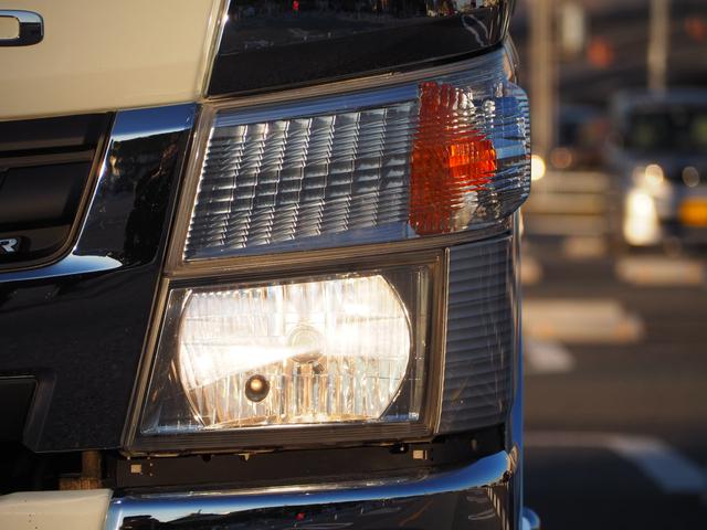 キャンター Ｗキャブ全低床　新明和垂直パワーゲート　昇降荷重６００ｋｇ（１００ｃｍ×１５８ｃｍ）　最積２０００ｋｇ　荷台内寸（２０７ｃｍ×１６１ｃｍ×３７ｃｍ）　後輪Ｗタイヤ　ＥＴＣ　シートカバー／ハンドルカバー　メッキパーツ（8枚目）