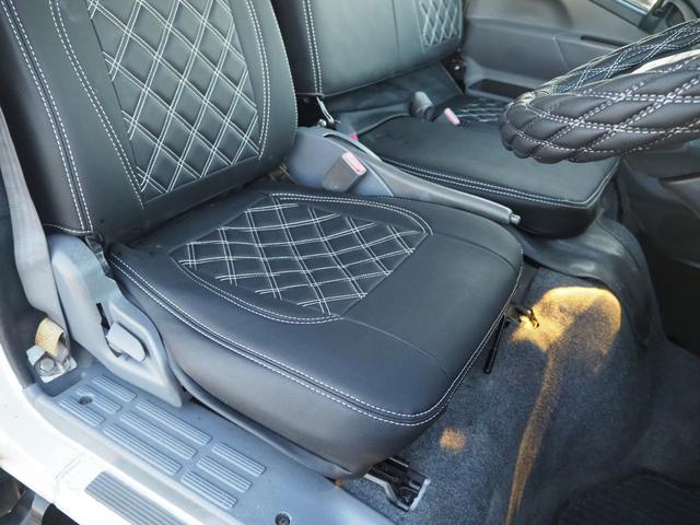 キャンター Ｗキャブ全低床　新明和垂直パワーゲート　昇降荷重６００ｋｇ（１００ｃｍ×１５８ｃｍ）　最積２０００ｋｇ　荷台内寸（２０７ｃｍ×１６１ｃｍ×３７ｃｍ）　後輪Ｗタイヤ　ＥＴＣ　シートカバー／ハンドルカバー　メッキパーツ（35枚目）