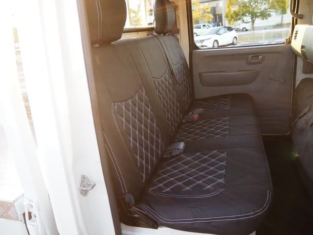 キャンター Ｗキャブ全低床　新明和垂直パワーゲート　昇降荷重６００ｋｇ（１００ｃｍ×１５８ｃｍ）　最積２０００ｋｇ　荷台内寸（２０７ｃｍ×１６１ｃｍ×３７ｃｍ）　後輪Ｗタイヤ　ＥＴＣ　シートカバー／ハンドルカバー　メッキパーツ（36枚目）