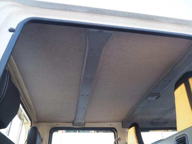 キャンター Ｗキャブ全低床　新明和垂直パワーゲート　昇降荷重６００ｋｇ（１００ｃｍ×１５８ｃｍ）　最積２０００ｋｇ　荷台内寸（２０７ｃｍ×１６１ｃｍ×３７ｃｍ）　後輪Ｗタイヤ　ＥＴＣ　シートカバー／ハンドルカバー　メッキパーツ（52枚目）