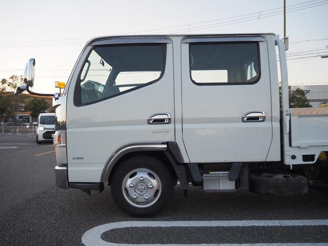 キャンター Ｗキャブ全低床　新明和垂直パワーゲート　昇降荷重６００ｋｇ（１００ｃｍ×１５８ｃｍ）　最積２０００ｋｇ　荷台内寸（２０７ｃｍ×１６１ｃｍ×３７ｃｍ）　後輪Ｗタイヤ　ＥＴＣ　シートカバー／ハンドルカバー　メッキパーツ（59枚目）