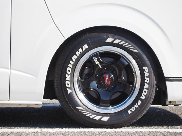 ハイエースバン ロングスーパーＧＬ　ローダウン　１６ＡＷ　ＰＡＲＡＤＡタイヤ　ナビ　地デジ　ＤＶＤ／ＣＤ／Ｂｌｕｅｔｏｏｔｈ／ＵＳＢ　バックカメラ　ＥＴＣ　ドラレコ　ベッドキット　ＬＥＤテール／ライト　スマートキー（12枚目）