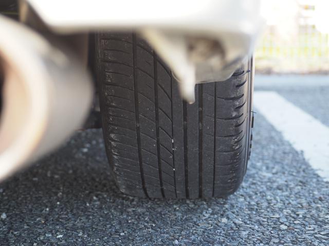 ハイエースバン ロングスーパーＧＬ　ローダウン　１６ＡＷ　ＰＡＲＡＤＡタイヤ　ナビ　地デジ　ＤＶＤ／ＣＤ／Ｂｌｕｅｔｏｏｔｈ／ＵＳＢ　バックカメラ　ＥＴＣ　ドラレコ　ベッドキット　ＬＥＤテール／ライト　スマートキー（20枚目）