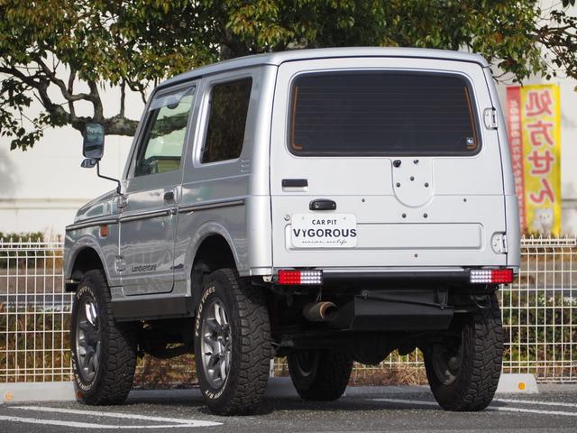 ジムニー ランドベンチャー リフトアップ 16AW TOYOR/Tタイヤ 社外前後バンパー/マフラー/グリル NARDIステアリング RAYBRIGライト フォグ DVD/CD/USB バックカメラ シートカバー LEDライト(18枚目)