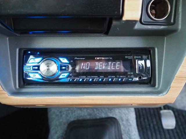 ジムニー ランドベンチャー リフトアップ 16AW TOYOR/Tタイヤ 社外前後バンパー/マフラー/グリル NARDIステアリング RAYBRIGライト フォグ DVD/CD/USB バックカメラ シートカバー LEDライト(26枚目)