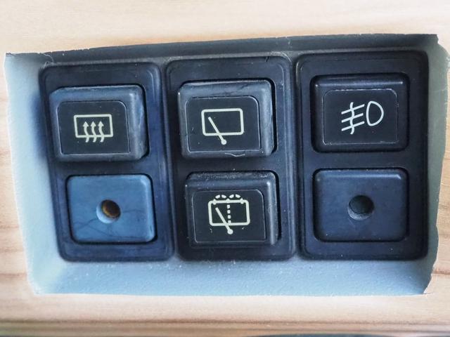 ジムニー ランドベンチャー リフトアップ 16AW TOYOR/Tタイヤ 社外前後バンパー/マフラー/グリル NARDIステアリング RAYBRIGライト フォグ DVD/CD/USB バックカメラ シートカバー LEDライト(34枚目)