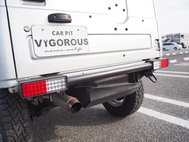 ジムニー ランドベンチャー リフトアップ 16AW TOYOR/Tタイヤ 社外前後バンパー/マフラー/グリル NARDIステアリング RAYBRIGライト フォグ DVD/CD/USB バックカメラ シートカバー LEDライト(68枚目)