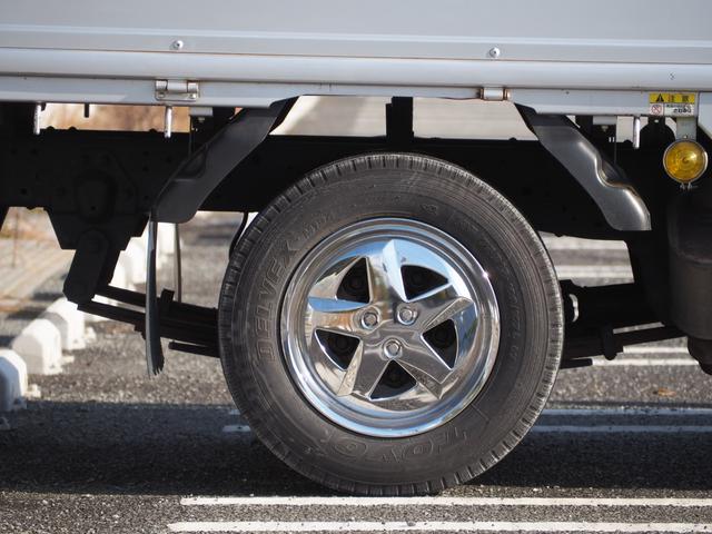 エルフトラック Ｗキャブ　最積２０００ｋｇ　メッキパーツ　アオリ縞板　後輪Ｗタイヤ　ハンドル／シートカバー　ＥＴＣ　荷台内寸２０７ｃｍ×１６１ｃｍ×３８ｃｍ　マーカー　キーレス（11枚目）