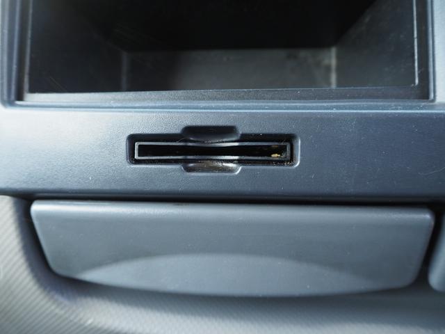 エルフトラック Ｗキャブ　最積２０００ｋｇ　メッキパーツ　アオリ縞板　後輪Ｗタイヤ　ハンドル／シートカバー　ＥＴＣ　荷台内寸２０７ｃｍ×１６１ｃｍ×３８ｃｍ　マーカー　キーレス（27枚目）