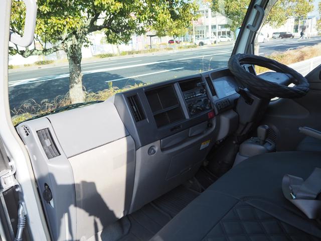 エルフトラック Ｗキャブ　最積２０００ｋｇ　メッキパーツ　アオリ縞板　後輪Ｗタイヤ　ハンドル／シートカバー　ＥＴＣ　荷台内寸２０７ｃｍ×１６１ｃｍ×３８ｃｍ　マーカー　キーレス（40枚目）