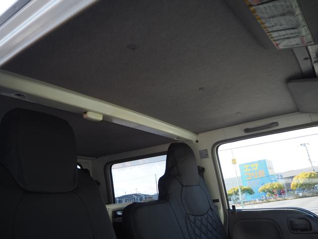 エルフトラック Ｗキャブ　最積２０００ｋｇ　メッキパーツ　アオリ縞板　後輪Ｗタイヤ　ハンドル／シートカバー　ＥＴＣ　荷台内寸２０７ｃｍ×１６１ｃｍ×３８ｃｍ　マーカー　キーレス（46枚目）