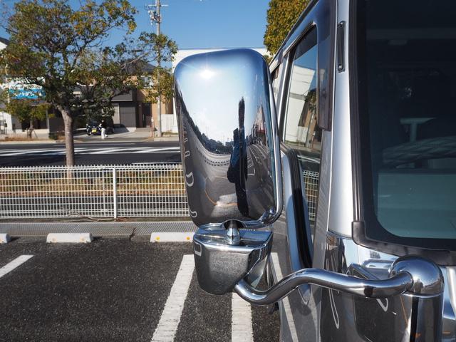 エルフトラック Ｗキャブ　最積２０００ｋｇ　メッキパーツ　アオリ縞板　後輪Ｗタイヤ　ハンドル／シートカバー　ＥＴＣ　荷台内寸２０７ｃｍ×１６１ｃｍ×３８ｃｍ　マーカー　キーレス（51枚目）