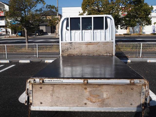 エルフトラック Ｗキャブ　最積２０００ｋｇ　メッキパーツ　アオリ縞板　後輪Ｗタイヤ　ハンドル／シートカバー　ＥＴＣ　荷台内寸２０７ｃｍ×１６１ｃｍ×３８ｃｍ　マーカー　キーレス（66枚目）