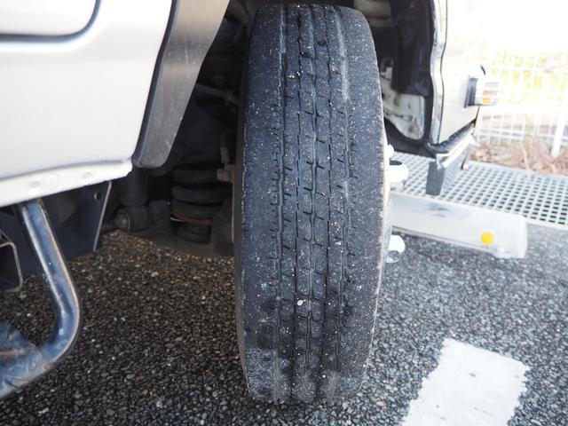 エルフトラック Ｗキャブ　最積２０００ｋｇ　メッキパーツ　アオリ縞板　後輪Ｗタイヤ　ハンドル／シートカバー　ＥＴＣ　荷台内寸２０７ｃｍ×１６１ｃｍ×３８ｃｍ　マーカー　キーレス（74枚目）