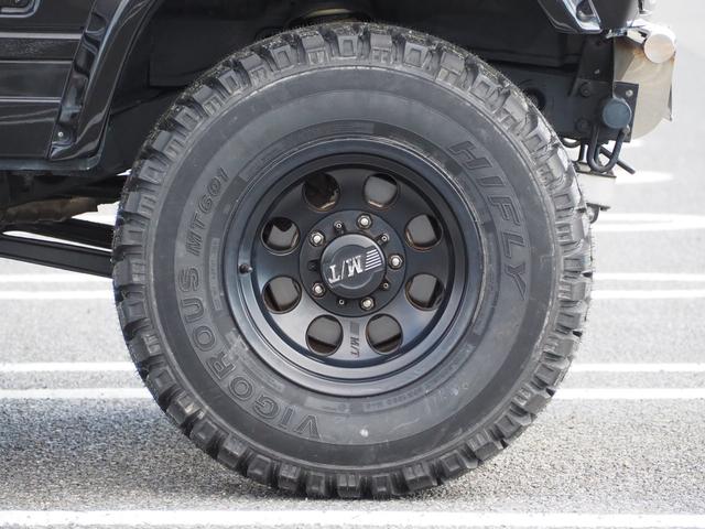 ジムニー ワイルドウインド　リフトアップ　ミッキートンプソン１５ＡＷ　オーバーフェンダー　Ｆ／Ｒパイプバンパー　ディスプレイオーディオ　ＤＶＤ／ＣＤ／ＢＴ　社外ステアリング／グリル　シートカバー　ＬＥＤライト（12枚目）