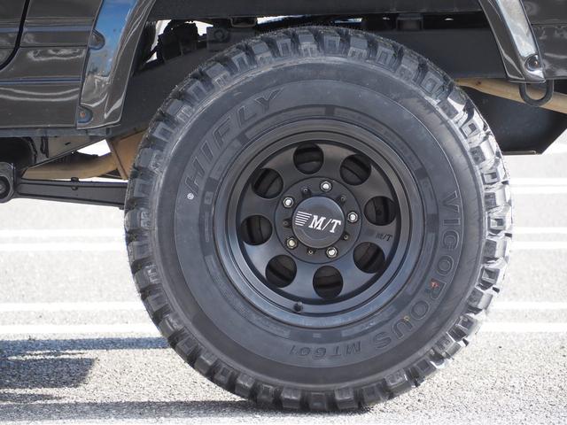 ジムニー ワイルドウインド　リフトアップ　ミッキートンプソン１５ＡＷ　オーバーフェンダー　Ｆ／Ｒパイプバンパー　ディスプレイオーディオ　ＤＶＤ／ＣＤ／ＢＴ　社外ステアリング／グリル　シートカバー　ＬＥＤライト（15枚目）