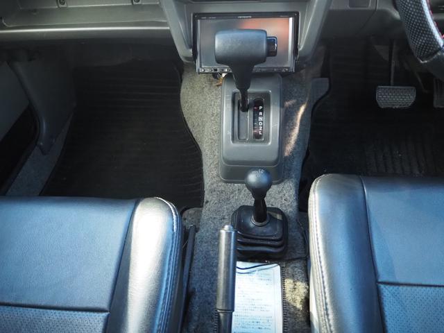 ジムニー ワイルドウインド　リフトアップ　ミッキートンプソン１５ＡＷ　オーバーフェンダー　Ｆ／Ｒパイプバンパー　ディスプレイオーディオ　ＤＶＤ／ＣＤ／ＢＴ　社外ステアリング／グリル　シートカバー　ＬＥＤライト（33枚目）