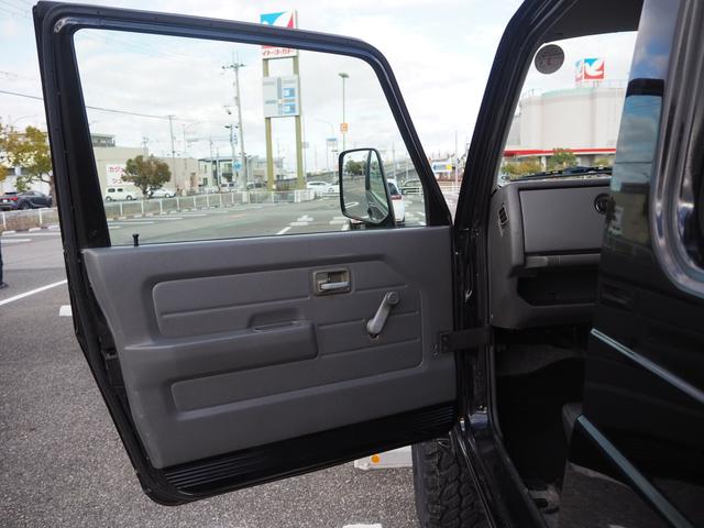 ジムニー ワイルドウインド　リフトアップ　ミッキートンプソン１５ＡＷ　オーバーフェンダー　Ｆ／Ｒパイプバンパー　ディスプレイオーディオ　ＤＶＤ／ＣＤ／ＢＴ　社外ステアリング／グリル　シートカバー　ＬＥＤライト（46枚目）