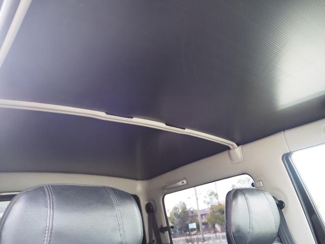 ジムニー ワイルドウインド　リフトアップ　ミッキートンプソン１５ＡＷ　オーバーフェンダー　Ｆ／Ｒパイプバンパー　ディスプレイオーディオ　ＤＶＤ／ＣＤ／ＢＴ　社外ステアリング／グリル　シートカバー　ＬＥＤライト（49枚目）