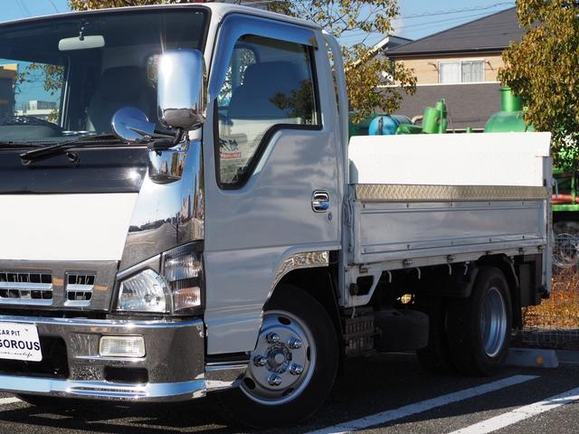 エルフトラック ベースグレード　新明和垂直パワーゲート　昇降荷重６００ｋｇ（１５８ｃｍ×８４ｃｍ）　最積２０００ｋｇ　荷台内寸（１６１ｃｍ×３０６ｃｍ×３８ｃｍ）　後輪Ｗタイヤ　メッキパーツ　アオリ縞板　左電格　ＥＴＣ（6枚目）