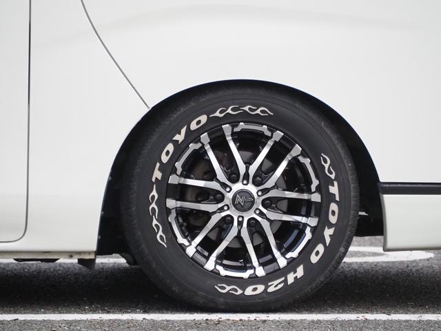 ＮＶ３５０キャラバンバン ロングプレミアムＧＸターボ　ディーゼルターボ　ニトロパワー１６ＡＷ　ＴＯＹＯタイヤ　ローダウン　ＡＴＯＴＯオーディオ　Ｂｌｕｅｔｏｏｔｈ　バックカメラ　ミラー型ドラレコ　ＥＴＣ　ウッドステアリング　シートカバー　ベッドキット（12枚目）