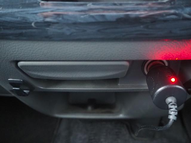 ＮＶ３５０キャラバンバン ロングプレミアムＧＸターボ　ディーゼルターボ　ニトロパワー１６ＡＷ　ＴＯＹＯタイヤ　ローダウン　ＡＴＯＴＯオーディオ　Ｂｌｕｅｔｏｏｔｈ　バックカメラ　ミラー型ドラレコ　ＥＴＣ　ウッドステアリング　シートカバー　ベッドキット（31枚目）