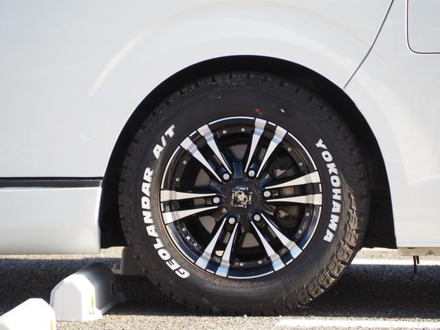 レジアスエースバン スーパーＧＬ　ダークプライム　ローダウン　１６ＡＷ　ジオランダーＡ／Ｔタイヤ　社外ボンネット／グリル　エアロ　ルーフレール　ナビ　地デジ　ＤＶＤ／ＣＤ／ＢＴ　バックカメラ　ドラレコ　ＥＴＣ　ＬＥＤライト／テール／フォグ　半革シート（14枚目）