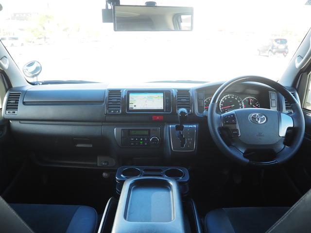 レジアスエースバン スーパーＧＬ　ダークプライム　ローダウン　１６ＡＷ　ジオランダーＡ／Ｔタイヤ　社外ボンネット／グリル　エアロ　ルーフレール　ナビ　地デジ　ＤＶＤ／ＣＤ／ＢＴ　バックカメラ　ドラレコ　ＥＴＣ　ＬＥＤライト／テール／フォグ　半革シート（22枚目）