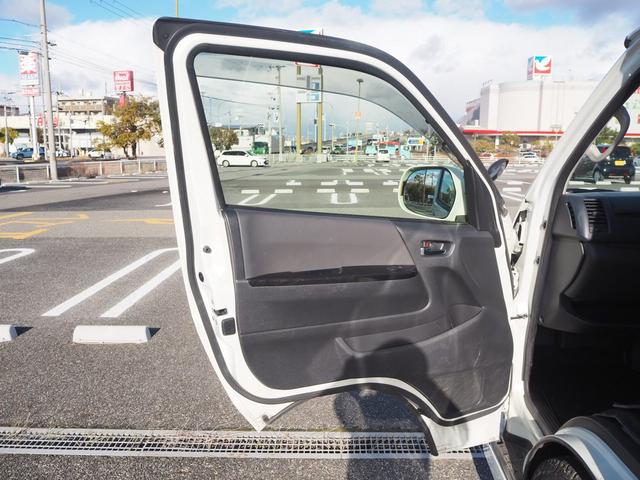 レジアスエースバン スーパーＧＬ　ダークプライム　ローダウン　１６ＡＷ　ジオランダーＡ／Ｔタイヤ　社外ボンネット／グリル　エアロ　ルーフレール　ナビ　地デジ　ＤＶＤ／ＣＤ／ＢＴ　バックカメラ　ドラレコ　ＥＴＣ　ＬＥＤライト／テール／フォグ　半革シート（53枚目）