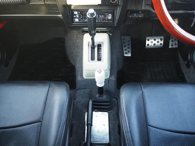 ジムニー ワイルドウインド　ユーザー様買取車　リフトアップ　オーバーフェンダー　１５ＡＷ　ジオランダーＡＴタイヤ　Ｆ／Ｒパイプバンパー　社外マフラー／グリル　ＬＥＤライト／テール　ＣＤ　Ｂｌｕｅｔｏｏｔｈ　ｉＰｏｄ　シートカバー（32枚目）