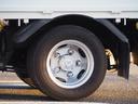 Ｗキャブ全低床　新明和垂直パワーゲート　昇降荷重６００ｋｇ（１００ｃｍ×１５８ｃｍ）　最積２０００ｋｇ　荷台内寸（２０７ｃｍ×１６１ｃｍ×３７ｃｍ）　後輪Ｗタイヤ　ＥＴＣ　シートカバー／ハンドルカバー　メッキパーツ（15枚目）