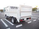 Ｗキャブ全低床　新明和垂直パワーゲート　昇降荷重６００ｋｇ（１００ｃｍ×１５８ｃｍ）　最積２０００ｋｇ　荷台内寸（２０７ｃｍ×１６１ｃｍ×３７ｃｍ）　後輪Ｗタイヤ　ＥＴＣ　シートカバー／ハンドルカバー　メッキパーツ（69枚目）