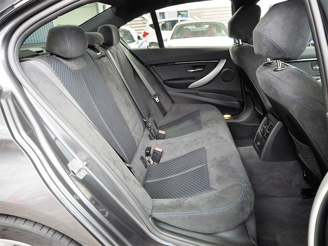 318i Mスポーツ インテリジェントセフティ メーカーナビ(13枚目)
