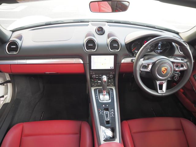 718ボクスターGTS 赤革 エントリードライブ 純正ナビ(16枚目)