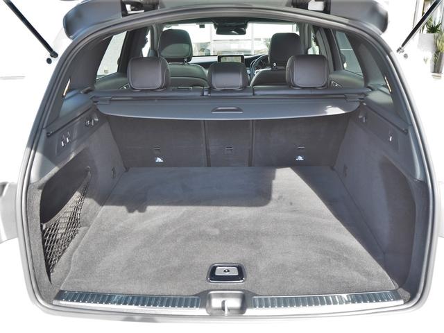 GLC43 4マチック レザーEXCパッケージ パノラミックスライディングルーフ/アラウンドビューモニター/Burmester/パークトロニック/黒革シート/キーレスゴー/AMGスポーツサスペンション/純正ドライブレコーダー/シートヒーター(16枚目)