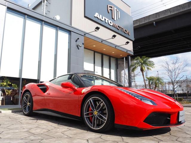 ４８８ＧＴＢ ベースグレード　カーボンエンジンカバー／カーボンデイトナレーシングシート／カーボンファイバードライバーゾーン／カーボンフロントスポイラー／カーボンリヤデュフューザー／カーボンリヤエアダクト（23枚目）