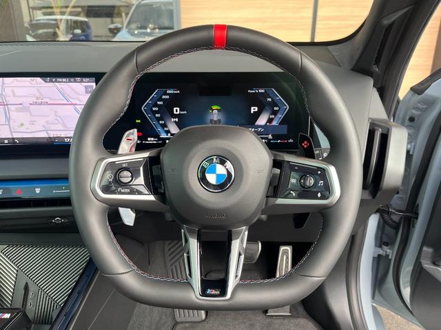 Ｘ３ Ｍ５０　ｘＤｒｉｖｅ　Ｉｎｄｉｖｉｄｕａｌ　レザーメリノ・コンフォート・パッケージ／シートヒーター／アクティブベンチレーション／パノラマガラスサンルーフ／２１インチ　Ｍ　ライト・アロイ・ホイール／３６０°カメラ（15枚目）